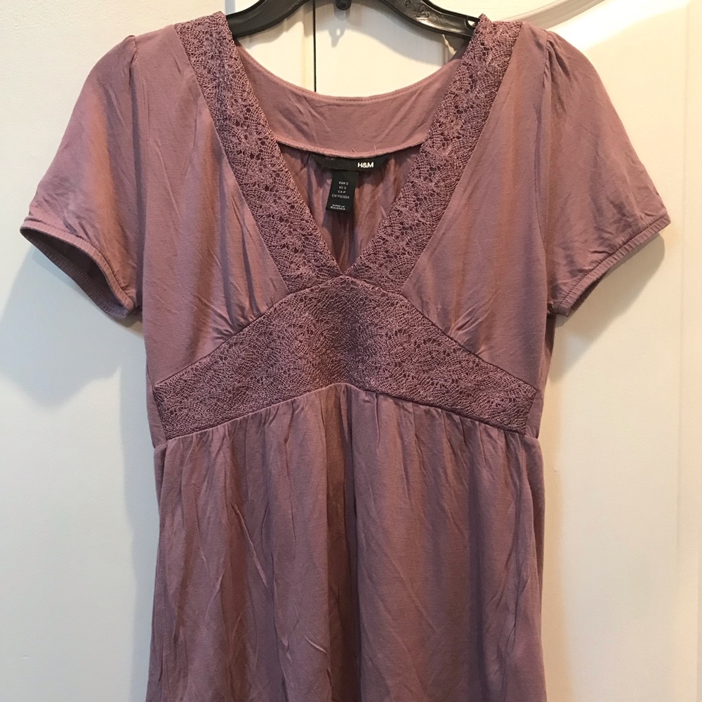 3/$15 H&M lace trim blouse